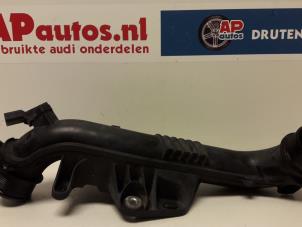 Usados Tubo turbo Audi A4 (B8) 2.0 TDI 16V Precio € 29,99 Norma de margen ofrecido por AP Autos