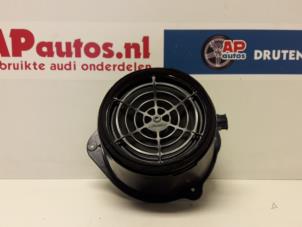 Usados Altavoz Audi A6 Avant (C6) 2.7 TDI V6 24V Precio € 27,50 Norma de margen ofrecido por AP Autos