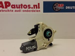Usagé Moteur de vitre portière Audi A6 Avant (C6) 2.7 TDI V6 24V Prix € 19,99 Règlement à la marge proposé par AP Autos