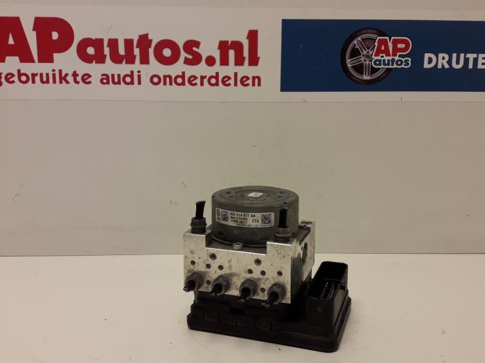 Usagé Pompe ABS Audi A3 Sportback (8VA/8VF) 1.6 TDI Ultra 16V Prix € 64,99 Règlement à la marge proposé par AP Auto's