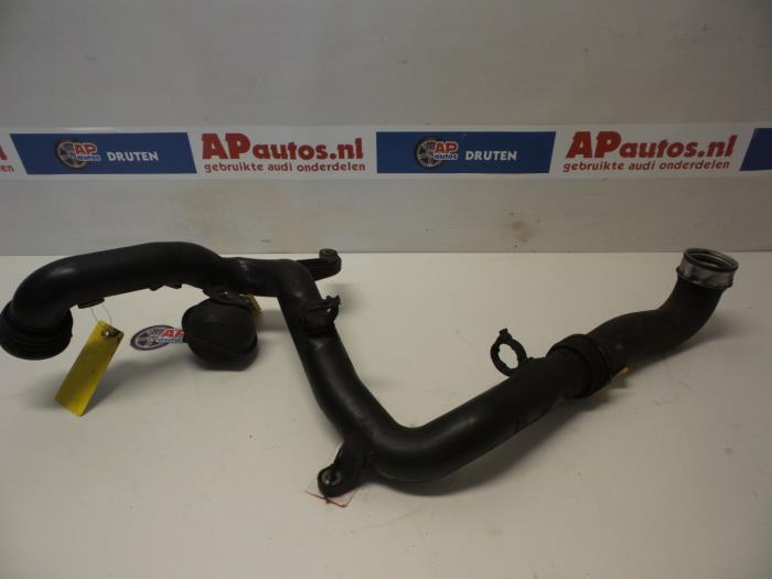 Usagé Tube intercooler Audi A3 (8P1) 1.9 TDI Prix € 20,00 Règlement à la marge proposé par AP Auto's