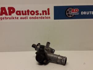 Usagé Boîtier thermostat Audi A6 Avant (C5) 1.9 TDI 130 Prix € 19,99 Règlement à la marge proposé par AP Autos