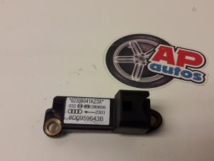 Used Airbag sensor Audi A4 Avant (B5) 1.8 20V Price € 35,00 Margin scheme offered by AP Autos