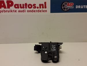 Usados Mecanismo de cierre del portón trasero Audi A6 Avant Quattro (C6) 3.0 TDI V6 24V Precio € 14,99 Norma de margen ofrecido por AP Autos
