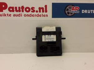 Używane Sterownik Body Control Audi A6 (C6) 3.2 V6 24V FSI Cena € 60,00 Procedura marży oferowane przez AP Autos