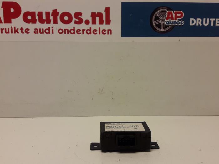 Używane Modul alarmu Audi A6 (C5) 2.5 TDI V6 24V Cena € 24,99 Procedura marży oferowane przez AP Auto's