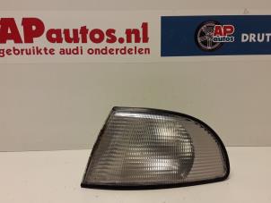 Usagé Feu clignotant gauche Audi A4 (B5) 1.8 20V Prix € 35,00 Règlement à la marge proposé par AP Autos