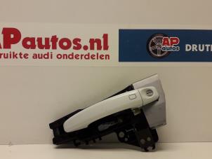 Gebrauchte Türgriff 4-türig links vorne Audi A1 Sportback (8XA/8XF) 1.2 TFSI Preis € 35,00 Margenregelung angeboten von AP Autos
