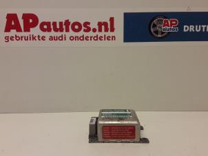 Usagé Boitier airbag Audi A4 (B5) 1.8 20V Prix € 19,99 Règlement à la marge proposé par AP Autos