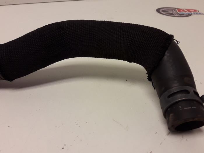 Water pipe from a Audi A6 2006