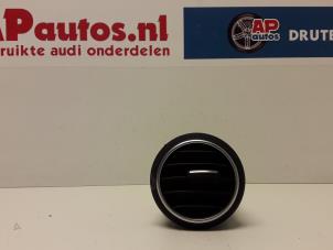 Used Dashboard vent Audi A3 (8P1) 1.6 Price € 35,00 Margin scheme offered by AP Autos