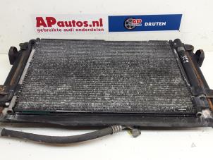 Usados Condensador de aire acondicionado Audi A3 Sportback (8PA) 1.6 Precio € 45,00 Norma de margen ofrecido por AP Autos
