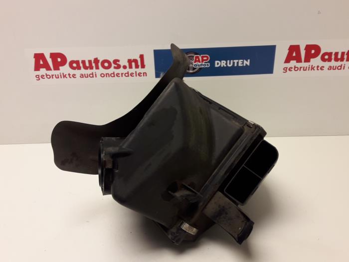 Begagnade Luftfilterhus Audi A4 (B5) 1.6 Pris € 19,99 Marginaltabell erbjuds av AP Auto's