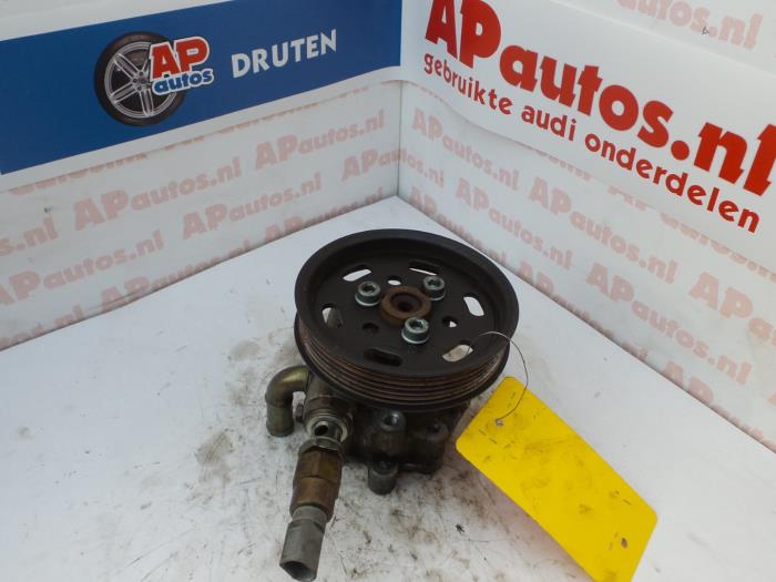 Usagé Pompe de direction Audi A3 (8L1) 1.6 Prix € 24,99 Règlement à la marge proposé par AP Auto's
