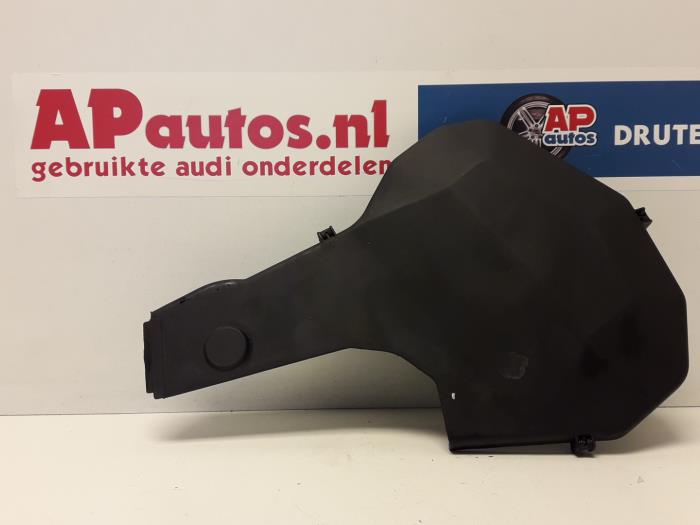 Usagé Couvercle de distribution Audi A4 Prix € 19,99 Règlement à la marge proposé par AP Auto's