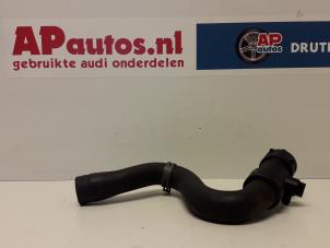 Used Radiator hose Audi A8 (D2) 2.5 TDI V6 24V Price € 24,99 Margin scheme offered by AP Autos