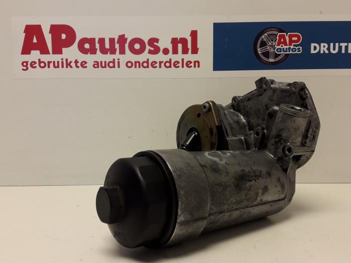 Gebrauchte Ölfiltergehäuse Audi A4 Avant (B6) 2.5 TDI 24V Preis € 35,00 Margenregelung angeboten von AP Auto's