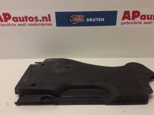Gebrauchte Schutzblech Boden Audi A4 Preis € 20,00 Margenregelung angeboten von AP Autos