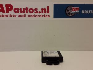 Usados Módulo de alarma Audi A4 Cabrio (B7) 2.4 V6 30V Precio € 25,00 Norma de margen ofrecido por AP Autos