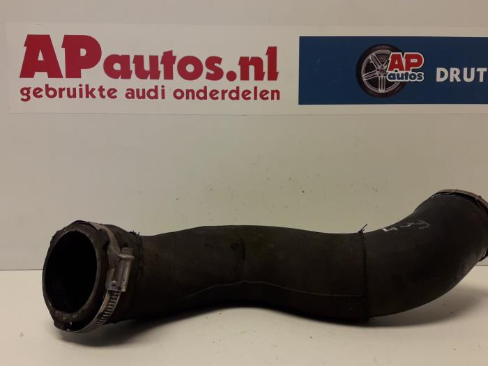 Usagé Tuyau intercooler Audi A4 (B8) 1.8 TFSI 16V Prix € 19,99 Règlement à la marge proposé par AP Auto's