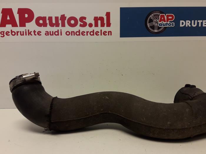 Usagé Tuyau intercooler Audi A4 (B8) 1.8 TFSI 16V Prix € 19,99 Règlement à la marge proposé par AP Auto's