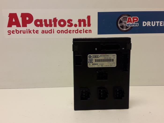 Używane Sterownik Body Control Audi A4 (B8) 1.8 TFSI 16V Cena € 49,99 Procedura marży oferowane przez AP Auto's