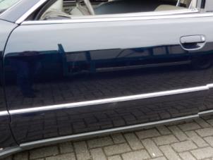 Usagé Porte avant gauche Audi A8 (D2) 3.7 V8 40V Quattro Prix sur demande proposé par AP Autos