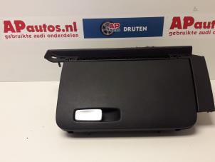 Usagé Boîte à gants Audi A1 (8X1/8XK) 1.4 TFSI 16V 122 Prix € 50,00 Règlement à la marge proposé par AP Autos