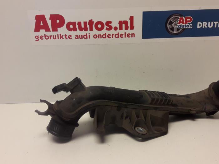 Gebrauchte Intercooler Rohr Audi A4 (B8) 1.8 TFSI 16V Preis € 19,99 Margenregelung angeboten von AP Auto's