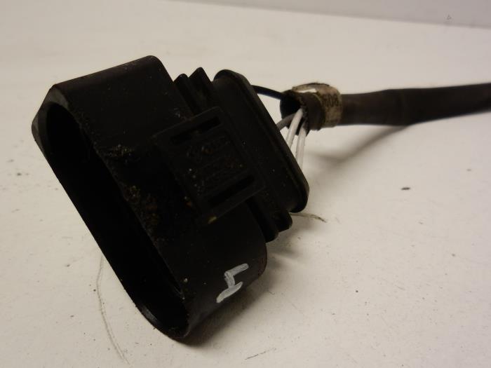 Sonde lambda d'un Audi A4 Avant (B5) 2.4 30V 2000