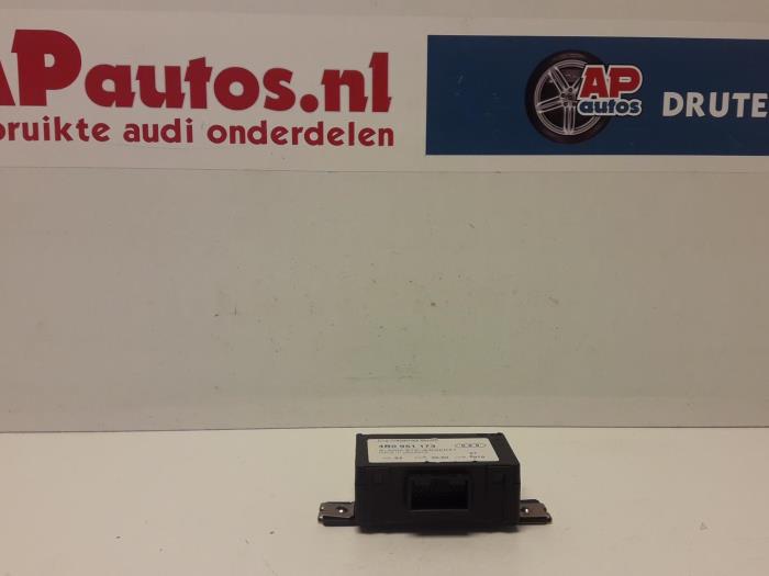 Begagnade Larmmodul Audi A4 Avant (B5) 2.4 30V Pris € 24,99 Marginaltabell erbjuds av AP Auto's