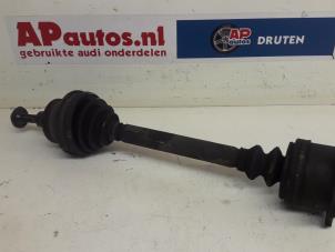 Gebrauchte Antriebswelle rechts vorne Audi A4 Avant (B5) 2.4 30V Preis € 24,99 Margenregelung angeboten von AP Auto's