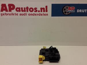 Usagé Module colonne de direction Audi A3 (8P1) 1.6 Prix € 75,00 Règlement à la marge proposé par AP Autos