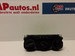 Gebrauchte Climatronic Panel Audi A3 Sportback (8PA) 1.6 Preis € 75,00 Margenregelung angeboten von AP Autos