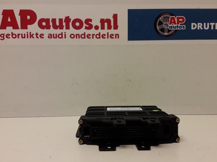 Automatic gearbox computer from a Audi A4 Avant (B5) 1.9 TDI 1999