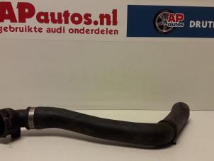 Usagé Tuyau radiateur Audi A2 Prix € 30,00 Règlement à la marge proposé par AP Autos