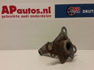 Używane Wspornik zderzaka prawy przód Audi TT (8N3) 1.8 T 20V Quattro Cena € 19,99 Procedura marży oferowane przez AP Autos