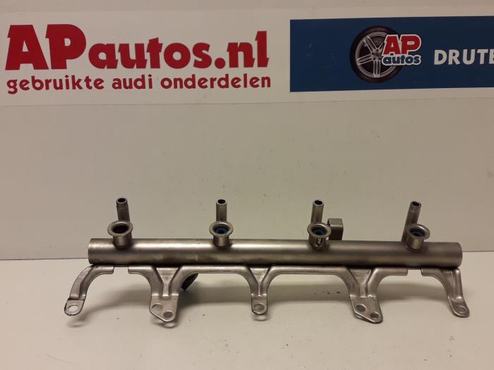 Usagé Système d'injection Audi A4 (B8) 1.8 TFSI 16V Prix € 19,99 Règlement à la marge proposé par AP Auto's