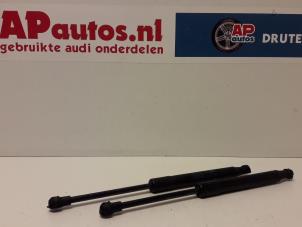 Used Set of bonnet gas struts Audi A1 (8X1/8XK) 1.6 TDI 16V Price € 30,00 Margin scheme offered by AP Autos