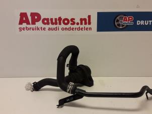 Gebrauchte Zusätzliche Wasserpumpe Audi A4 (B8) 1.8 TFSI 16V Preis € 24,99 Margenregelung angeboten von AP Autos