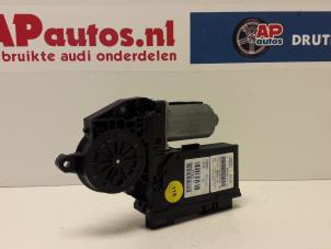Usados Motor de ventanilla de puerta Audi A8 (D3) 3.7 V8 40V Quattro Precio € 19,99 Norma de margen ofrecido por AP Autos