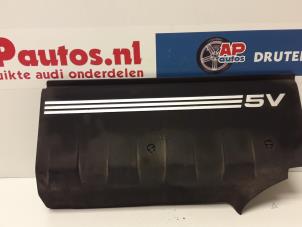 Usagé Cache sous moteur Audi A8 (D2) 4.2 V8 40V Quattro Prix € 19,99 Règlement à la marge proposé par AP Autos