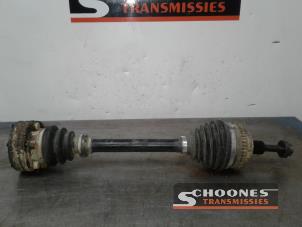 Used Front drive shaft, left Volkswagen Transporter Price € 157,50 Margin scheme offered by Schoones Transmissies B.V.