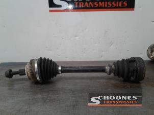 Used Front drive shaft, right Volkswagen Transporter Price € 157,50 Margin scheme offered by Schoones Transmissies B.V.