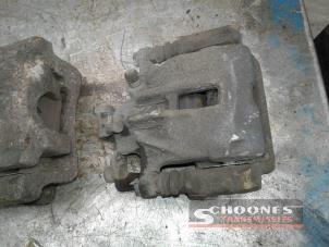 Used Rear brake calliper, left Volkswagen Transporter Price € 52,50 Margin scheme offered by Schoones Transmissies B.V.