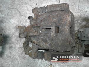 Used Rear brake calliper, right Volkswagen Transporter Price € 52,50 Margin scheme offered by Schoones Transmissies B.V.