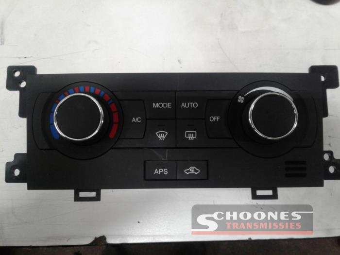 Air conditioning control panel from a Chevrolet Captiva 2012