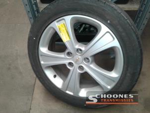 Gebrauchte Felge + Reifen Chevrolet Captiva Preis € 105,00 Margenregelung angeboten von Schoones Transmissies B.V.