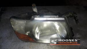 Used Headlight, right Mitsubishi Pajero Price € 63,00 Margin scheme offered by Schoones Transmissies B.V.