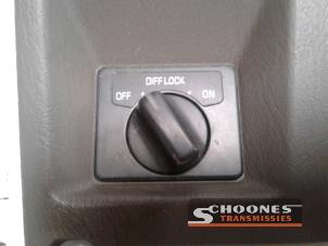 Gebrauchte Schalter Nissan Patrol Preis € 26,25 Margenregelung angeboten von Schoones Transmissies B.V.